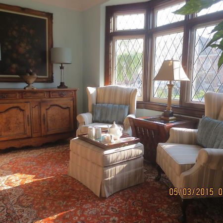 Robinsong Bed & Breakfast Thorold Bagian luar foto