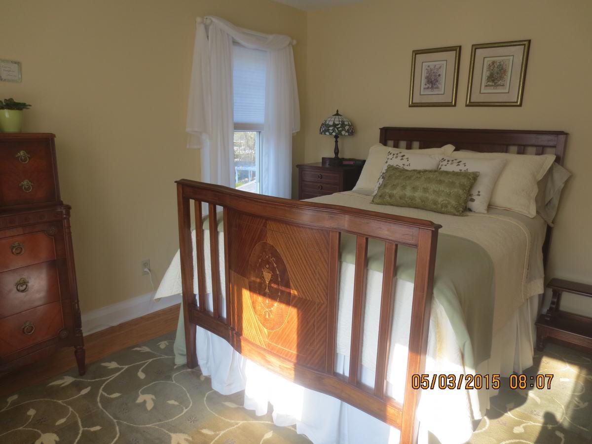 Robinsong Bed & Breakfast Thorold Ruang foto