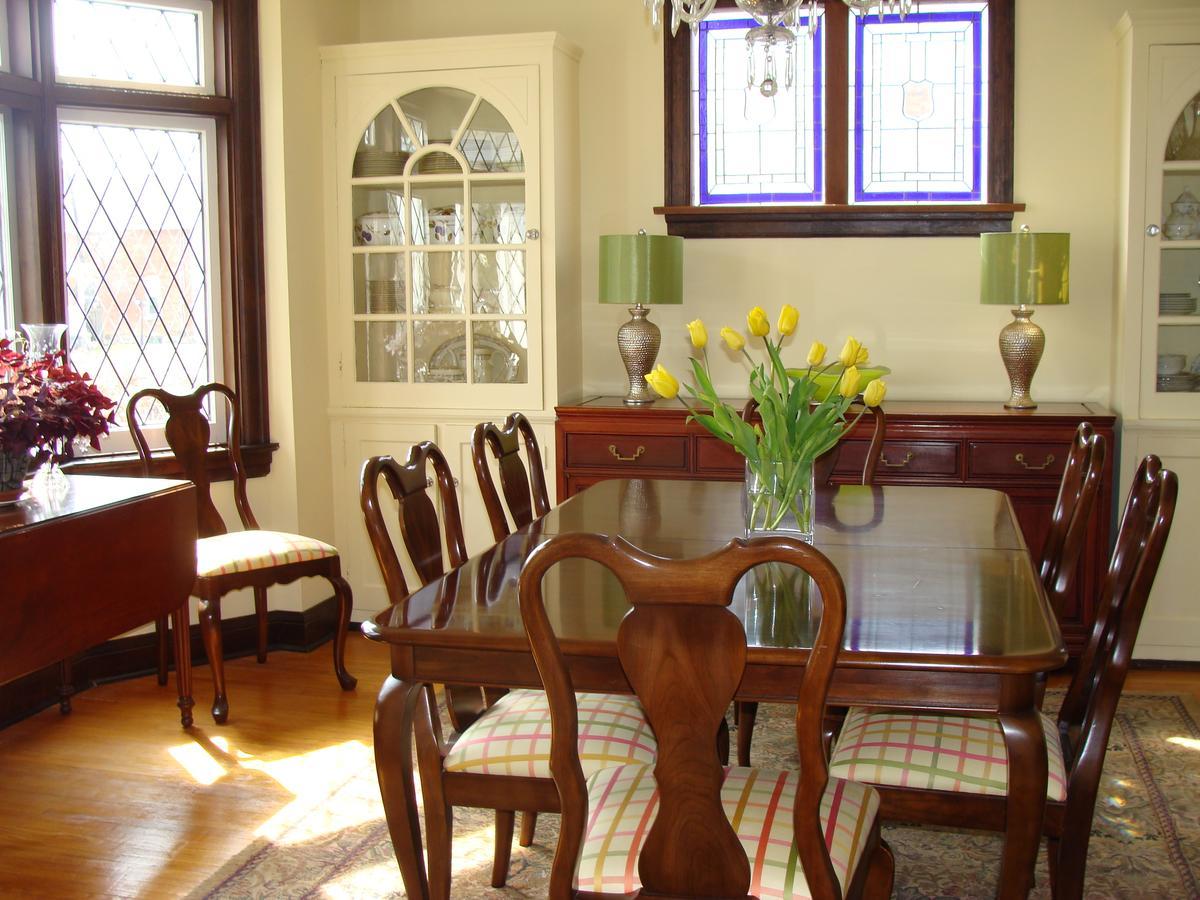 Robinsong Bed & Breakfast Thorold Bagian luar foto