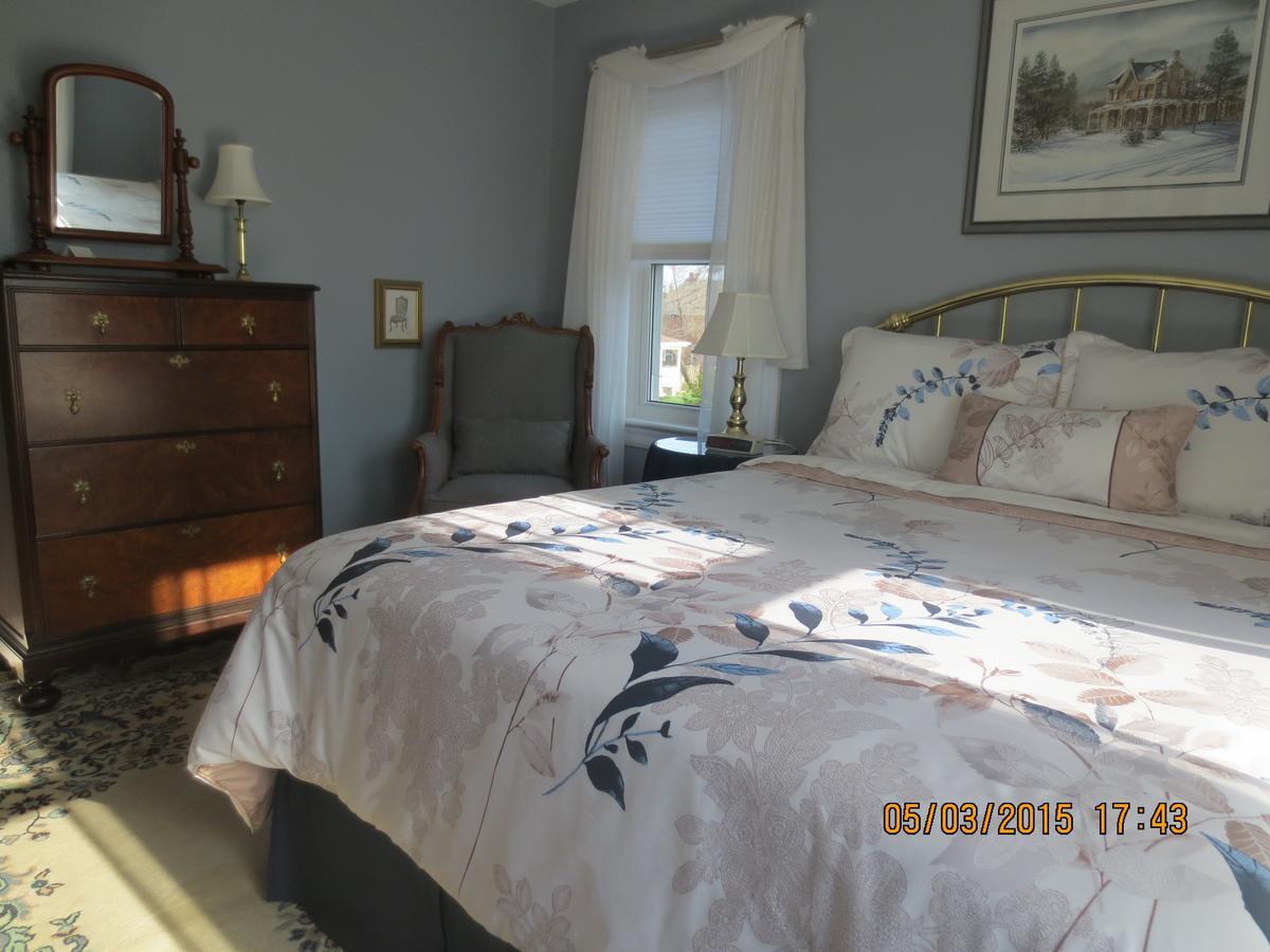 Robinsong Bed & Breakfast Thorold Ruang foto
