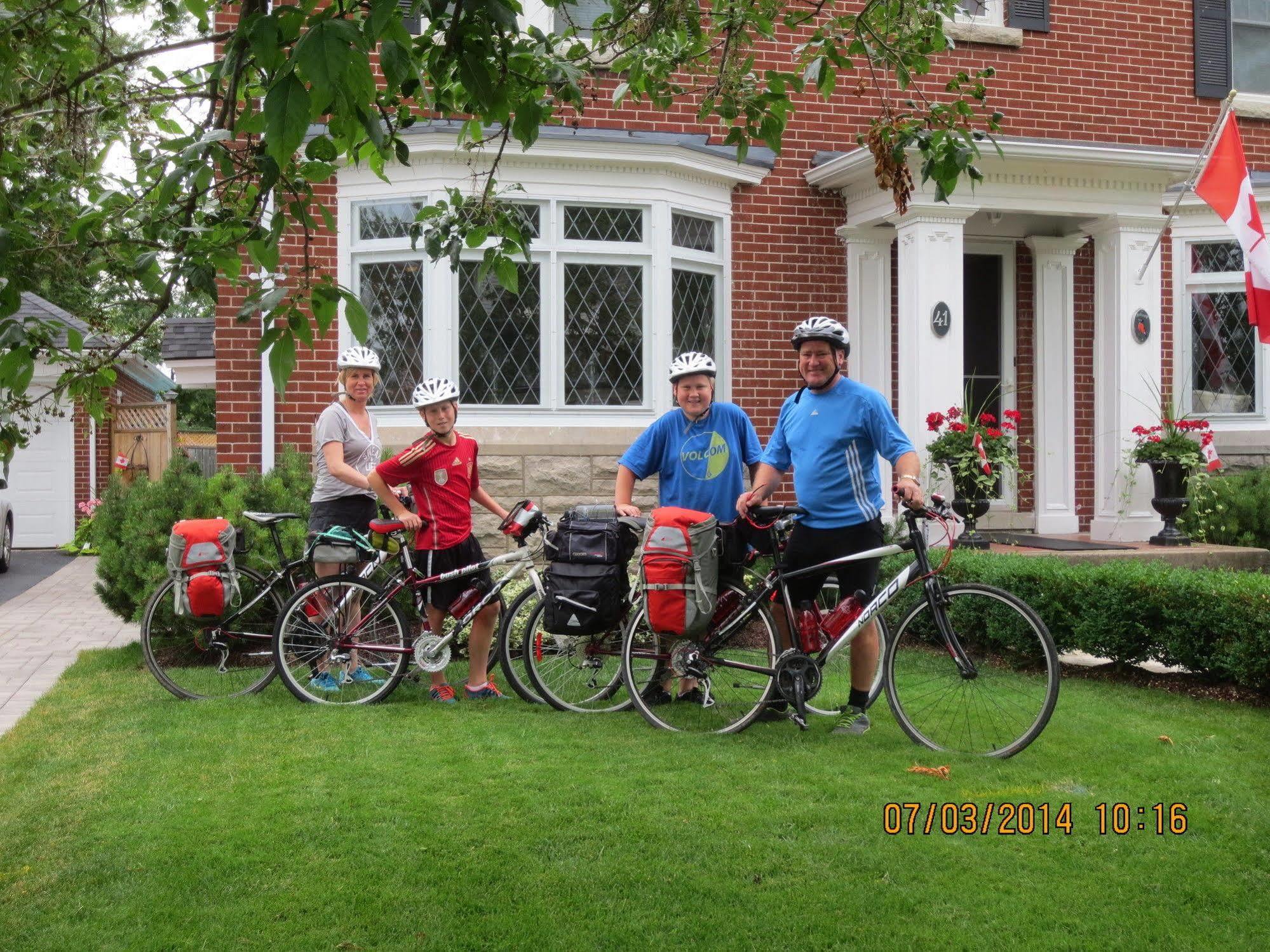 Robinsong Bed & Breakfast Thorold Bagian luar foto